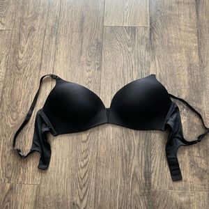 Victoria’s Secret Black No-Wire Bra - Size 36D